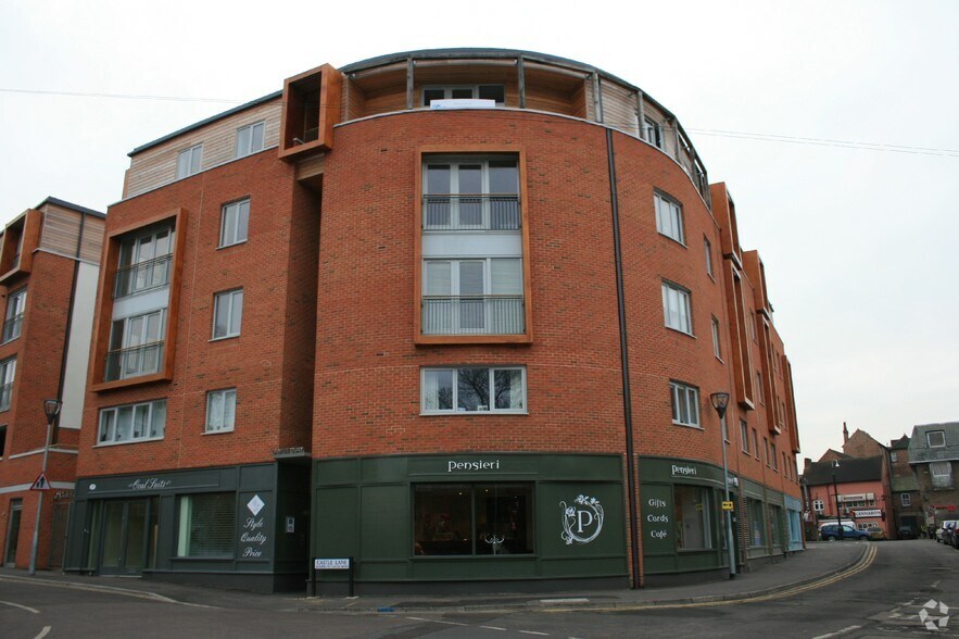 24-26 Castle Ln, Bedford for sale - Building Photo - Image 1 of 1