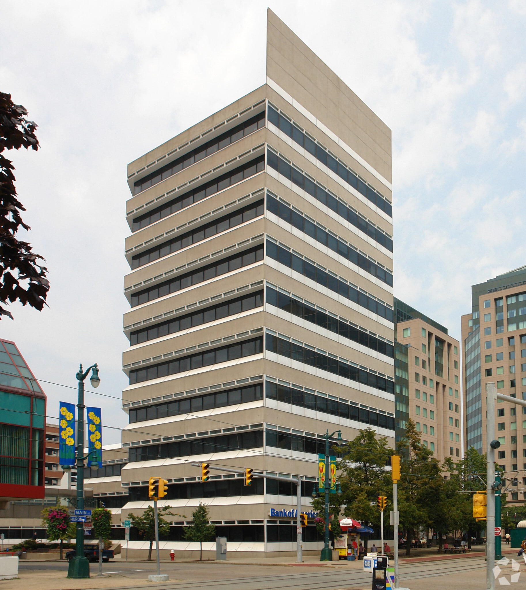 10-12 Fountain Plaza, Buffalo, NY to rent Building Photo- Image 1 of 11