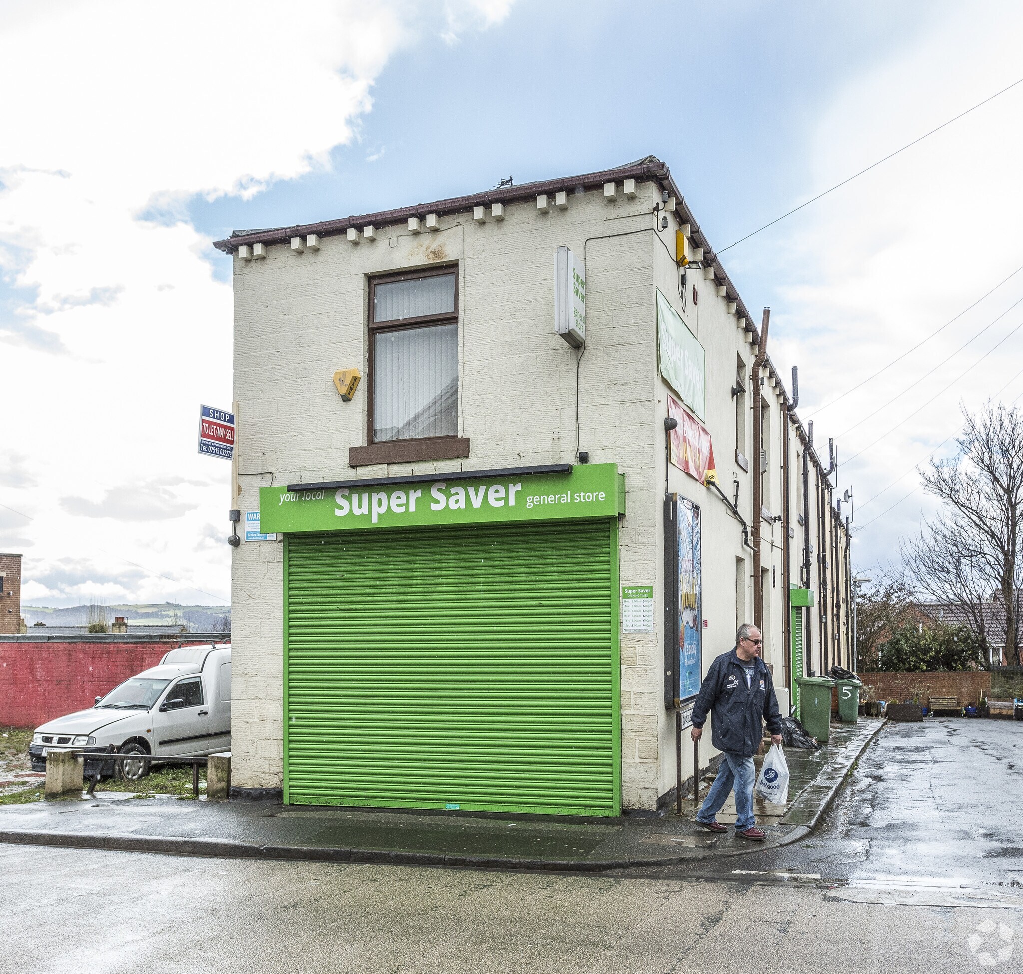113 Hechmondwike Rd, Dewsbury for sale Primary Photo- Image 1 of 14