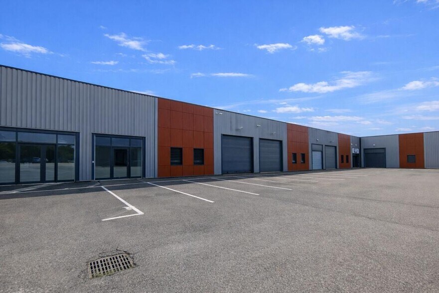 2 Allée De Longueterre, Montrabé to rent - Building Photo - Image 1 of 15