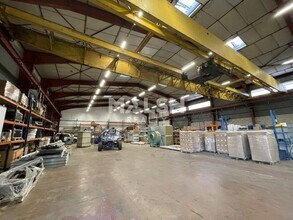 Industrial in Messimy to rent Interior Photo- Image 1 of 8