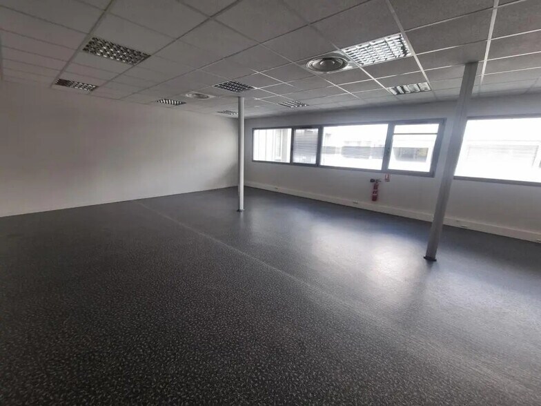 Office in Carquefou to rent - Interior Photo - Image 2 of 6