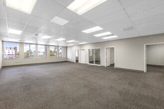 2200 Veterans Memorial Blvd, Kenner, LA for rent Interior Photo- Image 1 of 8