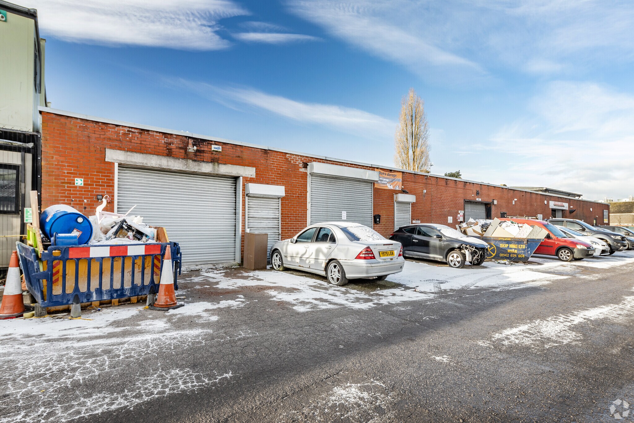 Northolt Dr, Bolton to rent Primary Photo- Image 1 of 21