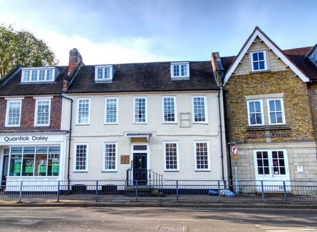 More details for 38-40 Bell St, Reigate - Office to Rent