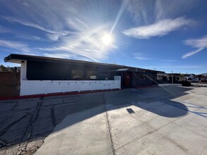 56193 Twentynine Palms Hwy, Yucca Valley, CA for rent Building Photo- Image 1 of 20