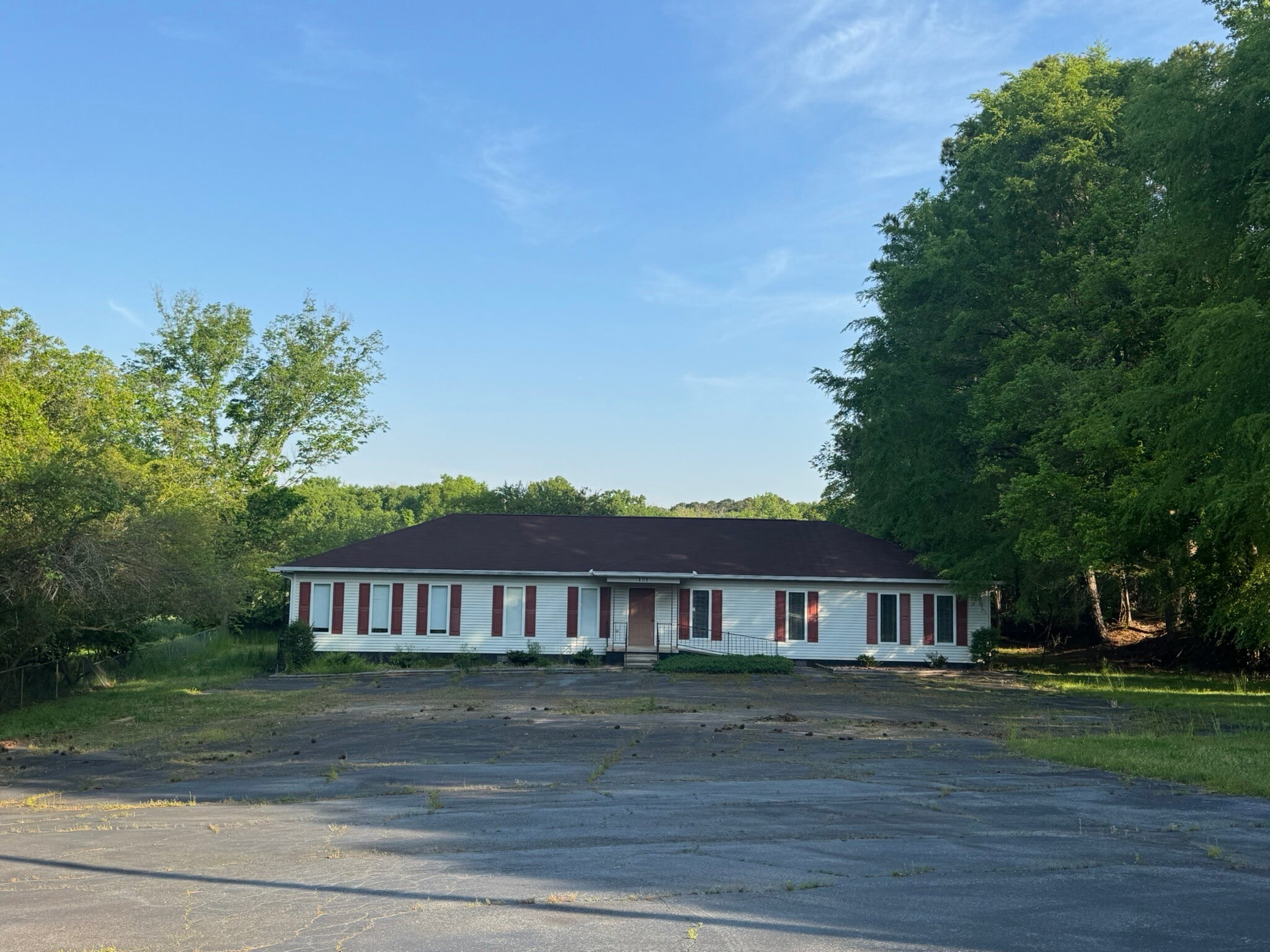 121 Sparta Hwy, Eatonton, GA for sale Building Photo- Image 1 of 8