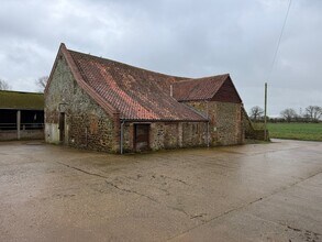 Setch Rd, Gayton to rent Building Photo- Image 2 of 3