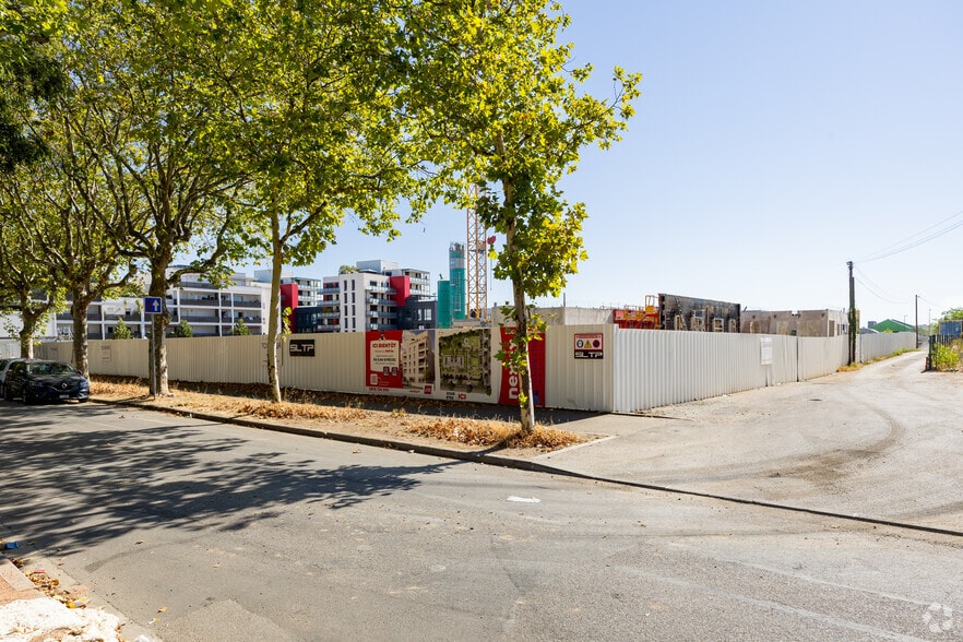 5 Chemin Du Catupolan, Vaulx-en-Velin for sale - Primary Photo - Image 1 of 2