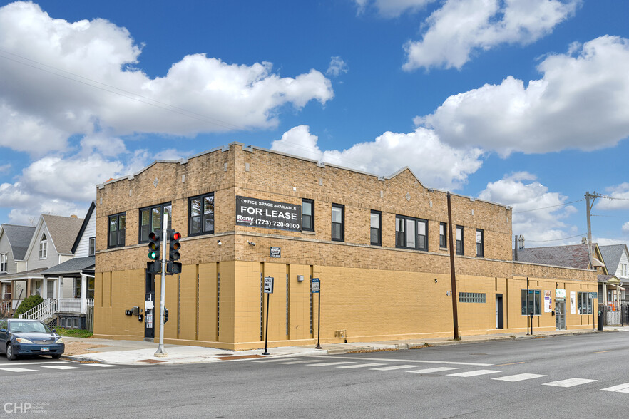 4178 W Montrose Ave, Chicago, IL for rent - Building Photo - Image 2 of 2