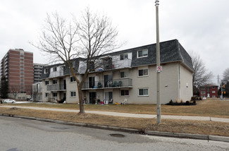 More details for 10 Hazelglen Dr, Kitchener, ON - Residential for Sale