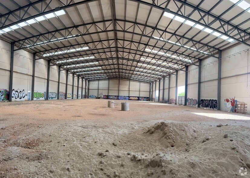 Industrial in Getafe, Madrid for sale - Building Photo - Image 2 of 6