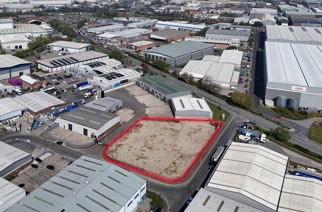 More details for 3 Textilose Rd, Manchester - Land to Rent