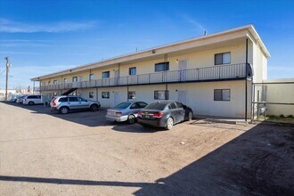 118 S Main St, Belen, NM for sale Primary Photo- Image 1 of 1