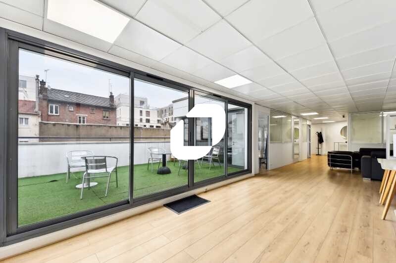 Office in Clichy to rent - Interior Photo - Image 1 of 5