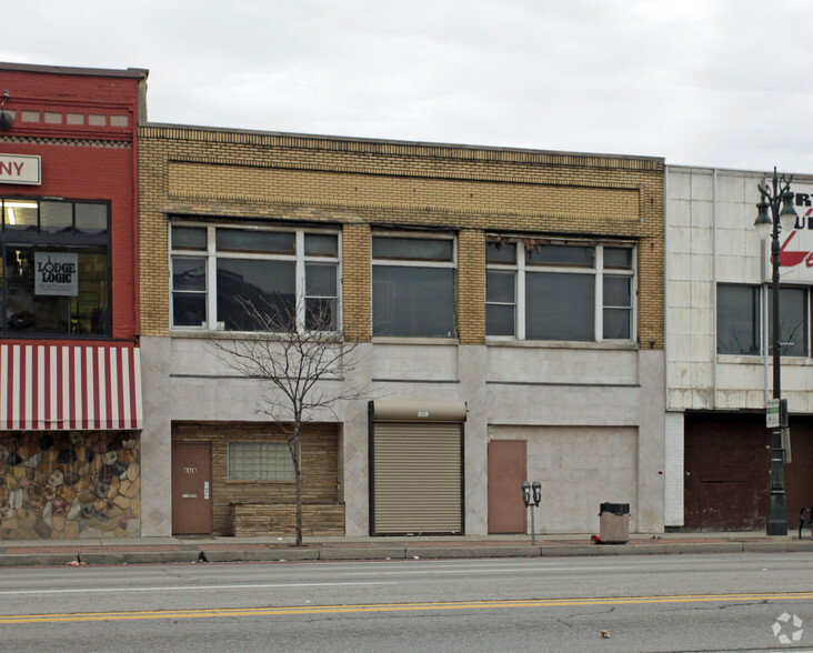 6426 Woodward Ave, Detroit, MI for sale - Building Photo - Image 1 of 1