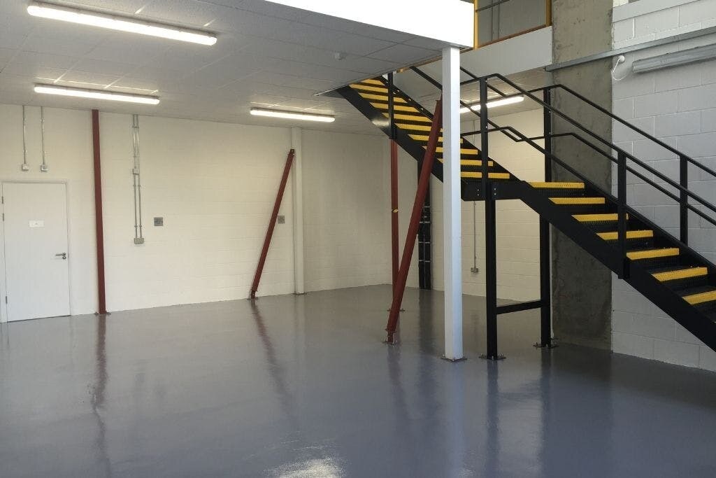 Fittleton Gdns, London to rent Interior Photo- Image 1 of 4