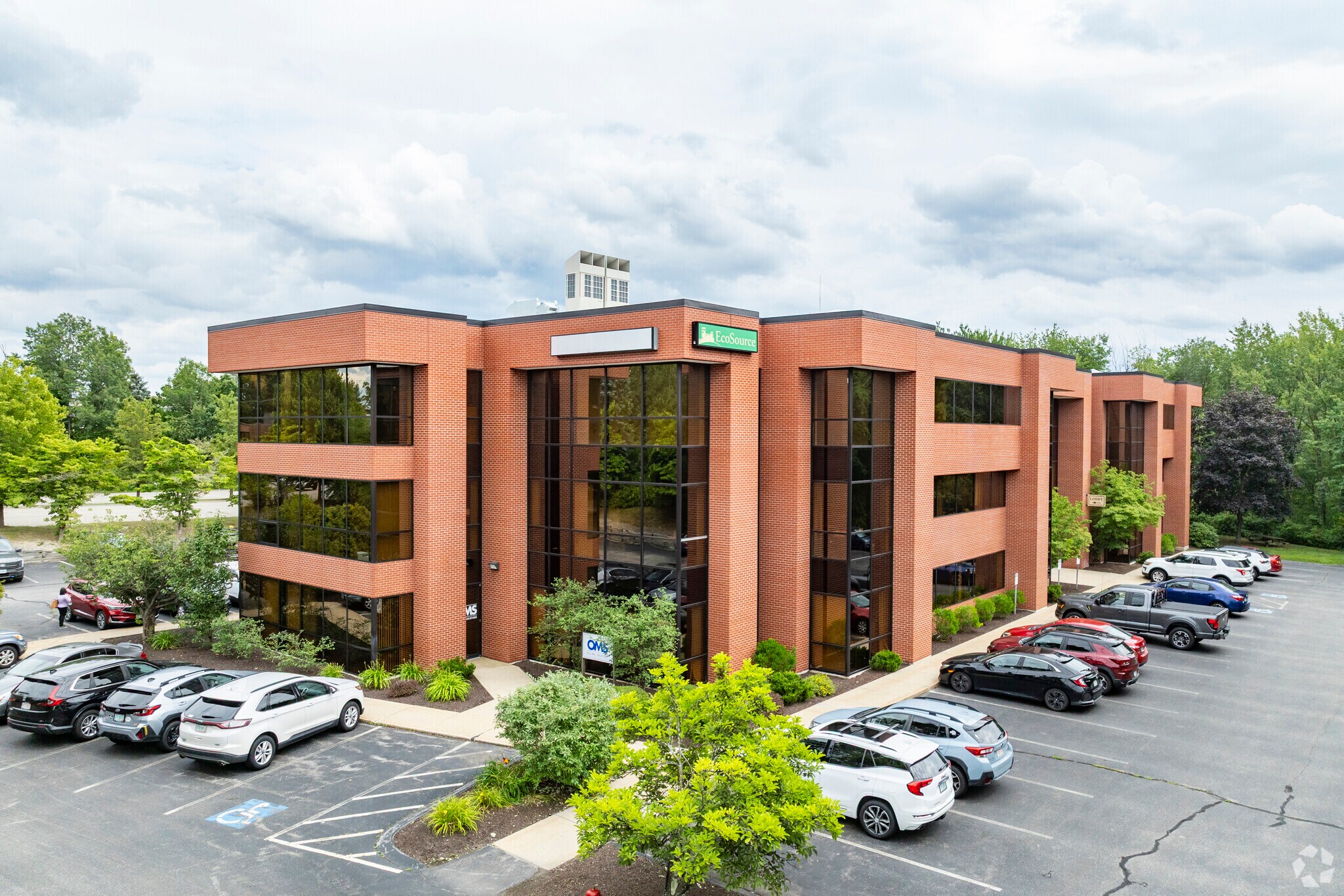 7 Stiles Rd, Salem, NH for sale Primary Photo- Image 1 of 1