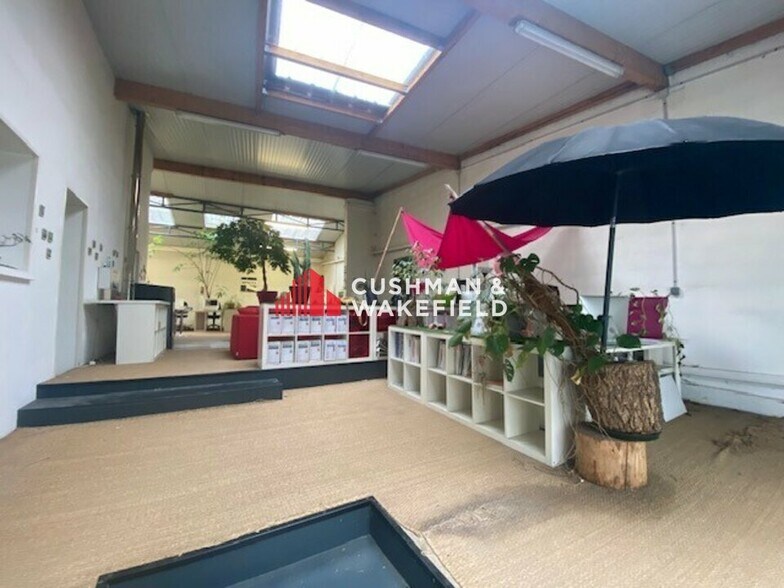 Office in Toulouse for sale - Interior Photo - Image 2 of 6