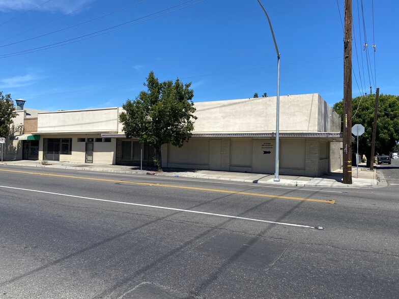 222 N Wilson Way, Stockton, CA for rent - Building Photo - Image 1 of 6