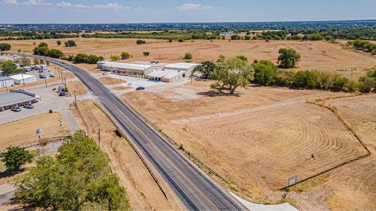 1301 Weatherford Hwy, Granbury, TX for sale - Building Photo - Image 3 of 22