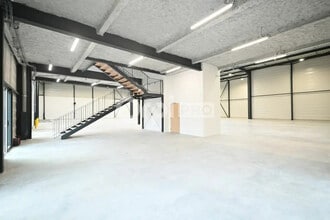 Industrial in Corbas to rent Interior Photo- Image 2 of 8