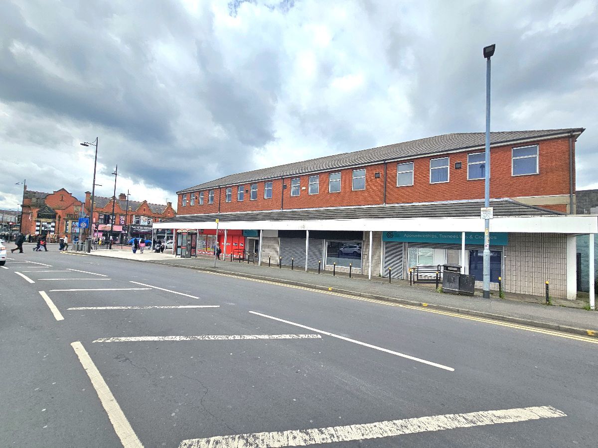 Stockport Rd, Manchester for sale Building Photo- Image 1 of 1