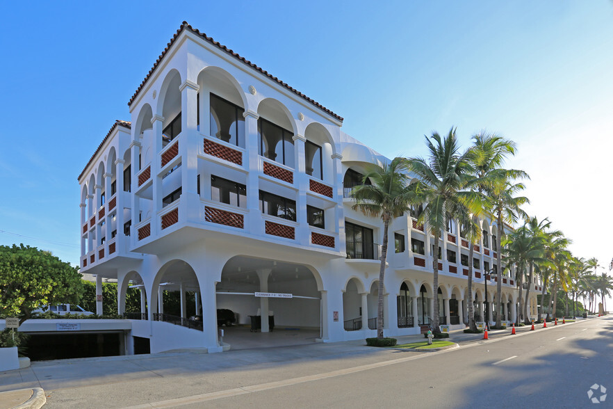 125 Worth Ave, Palm Beach, FL for rent - Building Photo - Image 1 of 10