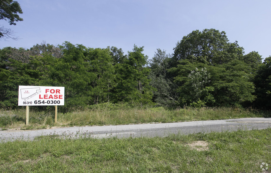 Nesconset Hwy, Port Jefferson Station, NY for sale - Primary Photo - Image 1 of 1