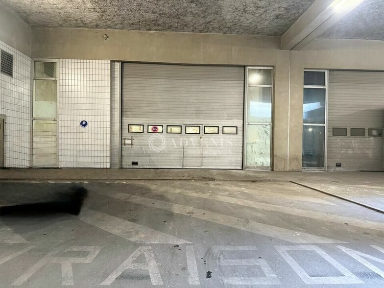 3 Allée De La Seine, Ivry-sur-Seine to rent - Building Photo - Image 1 of 22