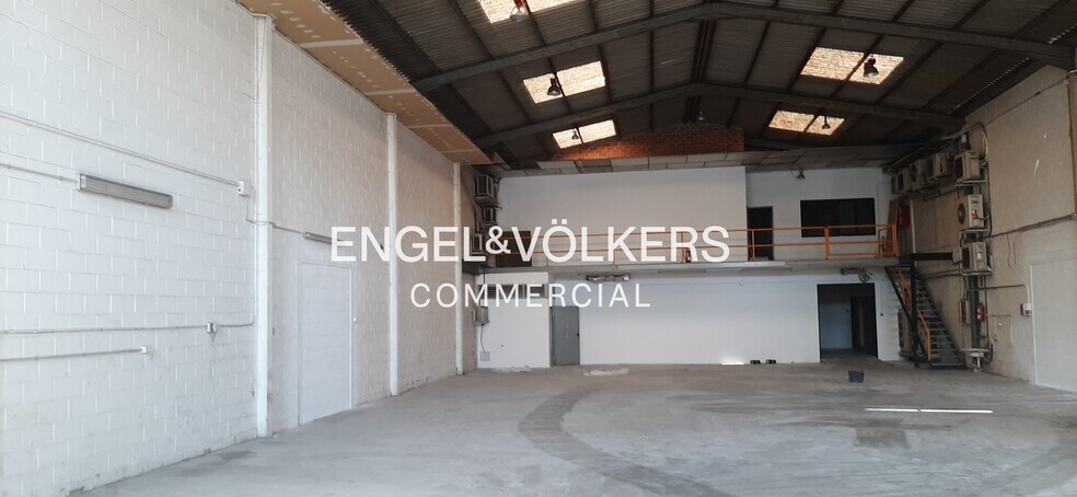 Industrial in Canovelles, Barcelona for sale - Building Photo - Image 2 of 11