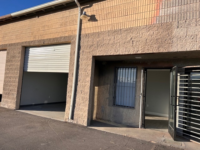 3060 N Nellis Blvd, Las Vegas, NV for rent Building Photo- Image 1 of 6