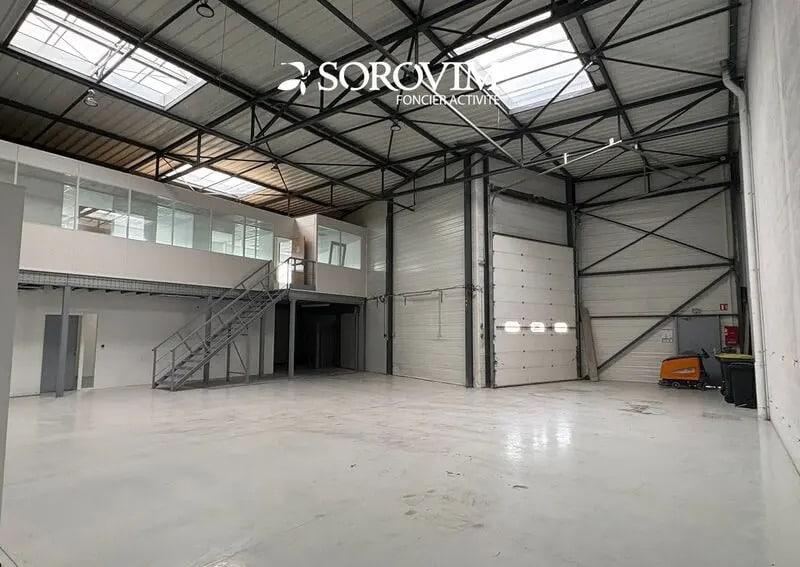 36 Rue Champ Dolin, Saint-Priest to rent Interior Photo- Image 1 of 8