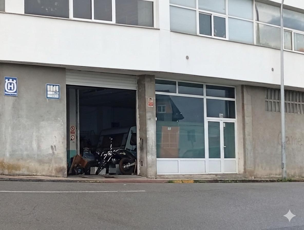 Retail in Burela, Lugo to rent Building Photo- Image 1 of 7