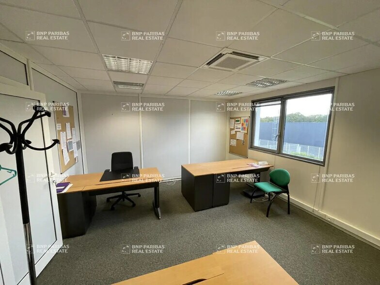 Office in Maxéville to rent - Interior Photo - Image 2 of 12