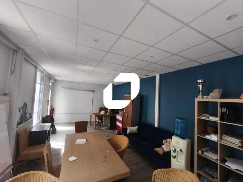 Office in Champigny-sur-Marne to rent - Interior Photo - Image 2 of 7