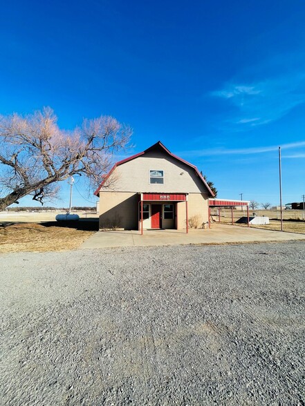 7843 Highway 81, Hennessey, OK for sale - Primary Photo - Image 1 of 1