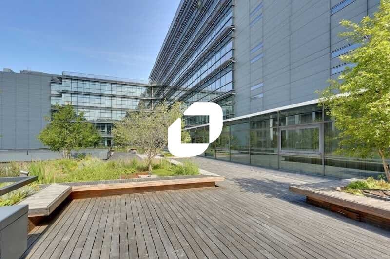 Office in Montrouge to rent Building Photo- Image 1 of 17