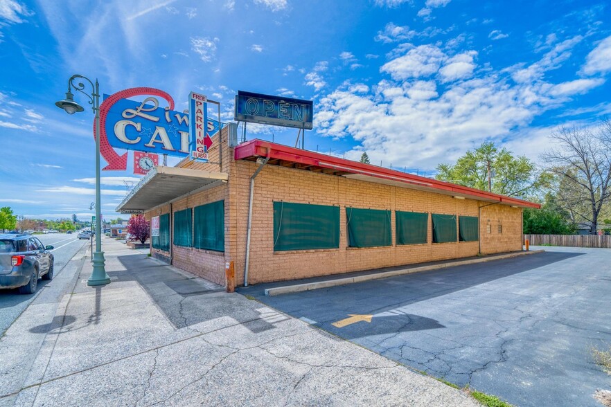 592 N Market St, Redding, CA for sale - Primary Photo - Image 1 of 1