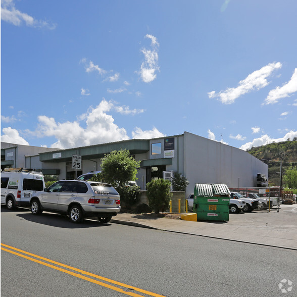 99-1342 Koaha Pl, Honolulu, HI for rent - Building Photo - Image 3 of 28