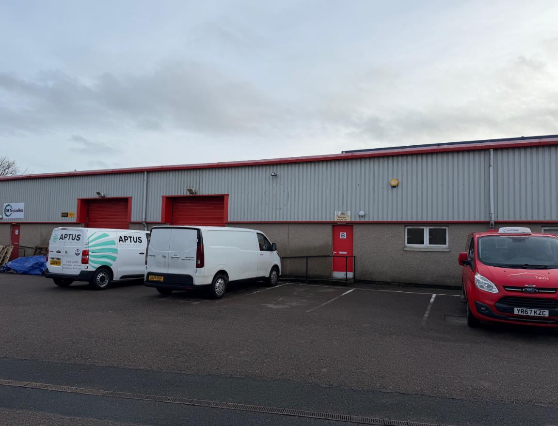 Badentoy Cres, Portlethen to rent Building Photo- Image 1 of 2