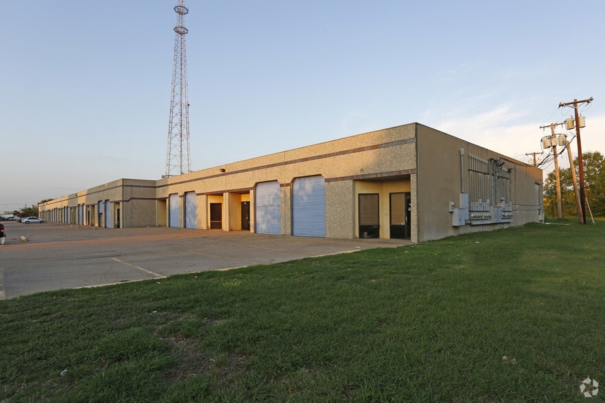 3637 Marquis Dr, Garland, TX to rent - Building Photo - Image 2 of 2