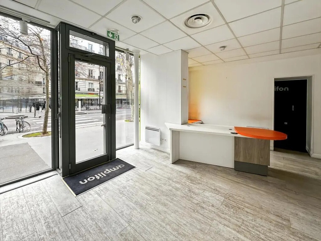Location Commerce 36 m² - Photo 1