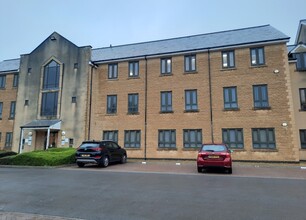 16 Tetbury Rd, Cirencester for rent Building Photo- Image 1 of 3