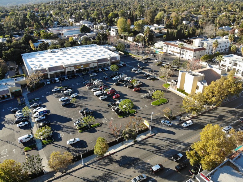 1241-1337 N Lake Ave, Pasadena, CA for rent - Building Photo - Image 1 of 3