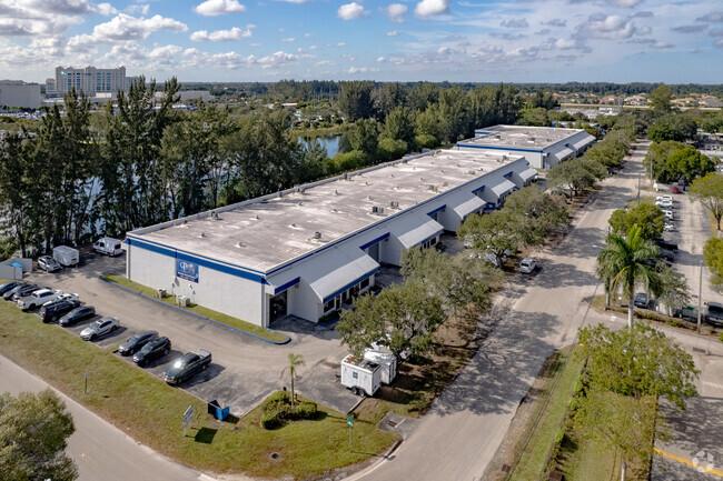 More details for 4800 SW 51st St, Davie, FL - Light Industrial for Rent