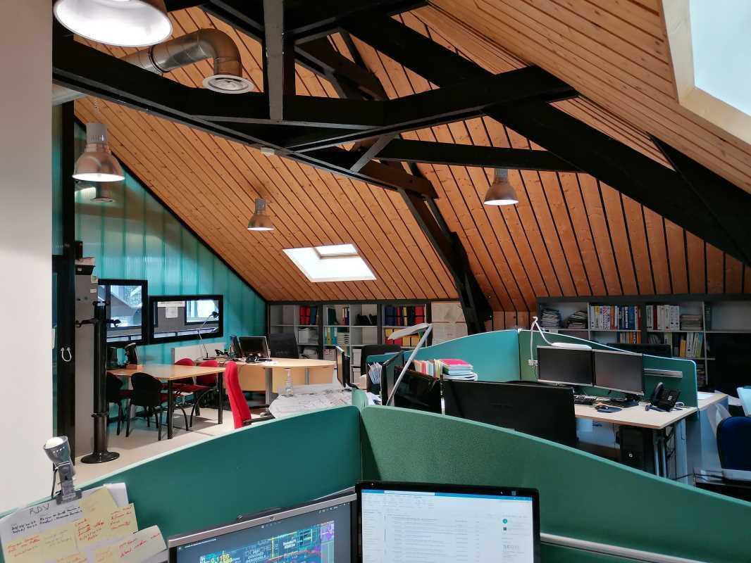 Office in Rouen to rent Interior Photo- Image 1 of 7