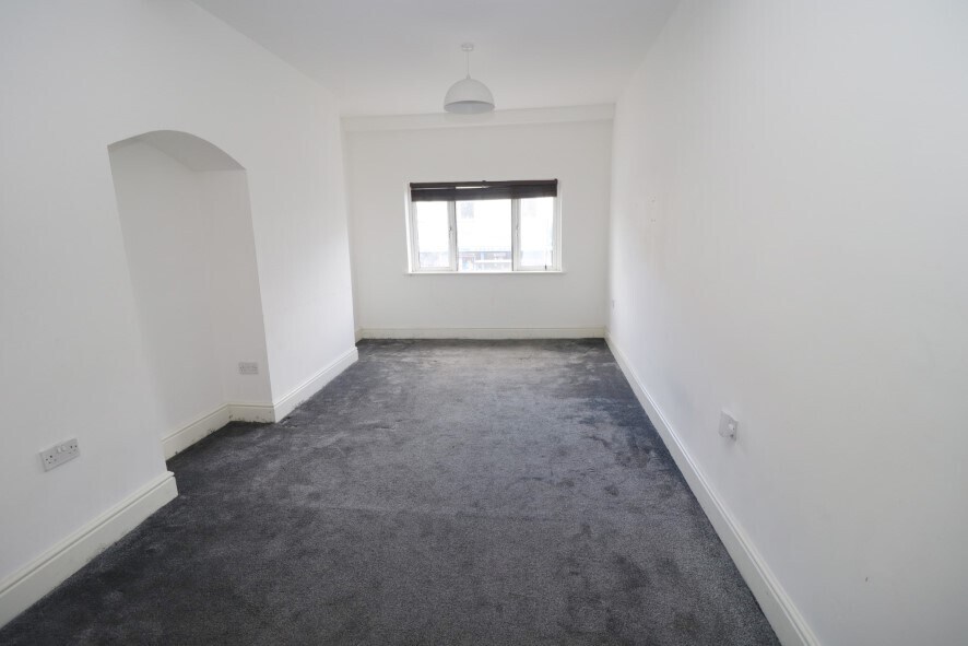 Holderness Rd, Hull HU9 1ED Retail for Sale