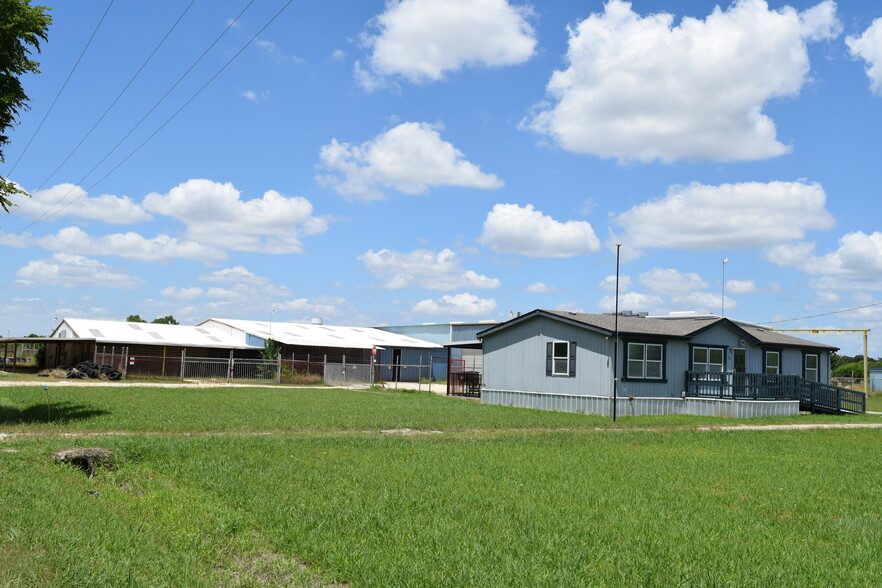 316 County Road 904, Joshua, TX for sale - Building Photo - Image 1 of 1