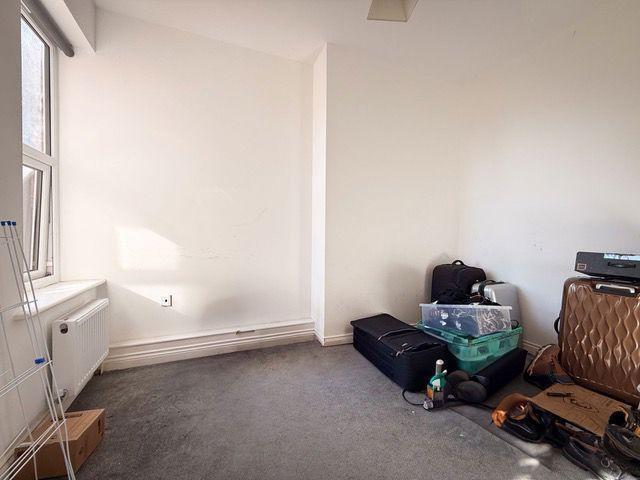 150-154 Copnor Rd, Portsmouth for sale - Building Photo - Image 3 of 8